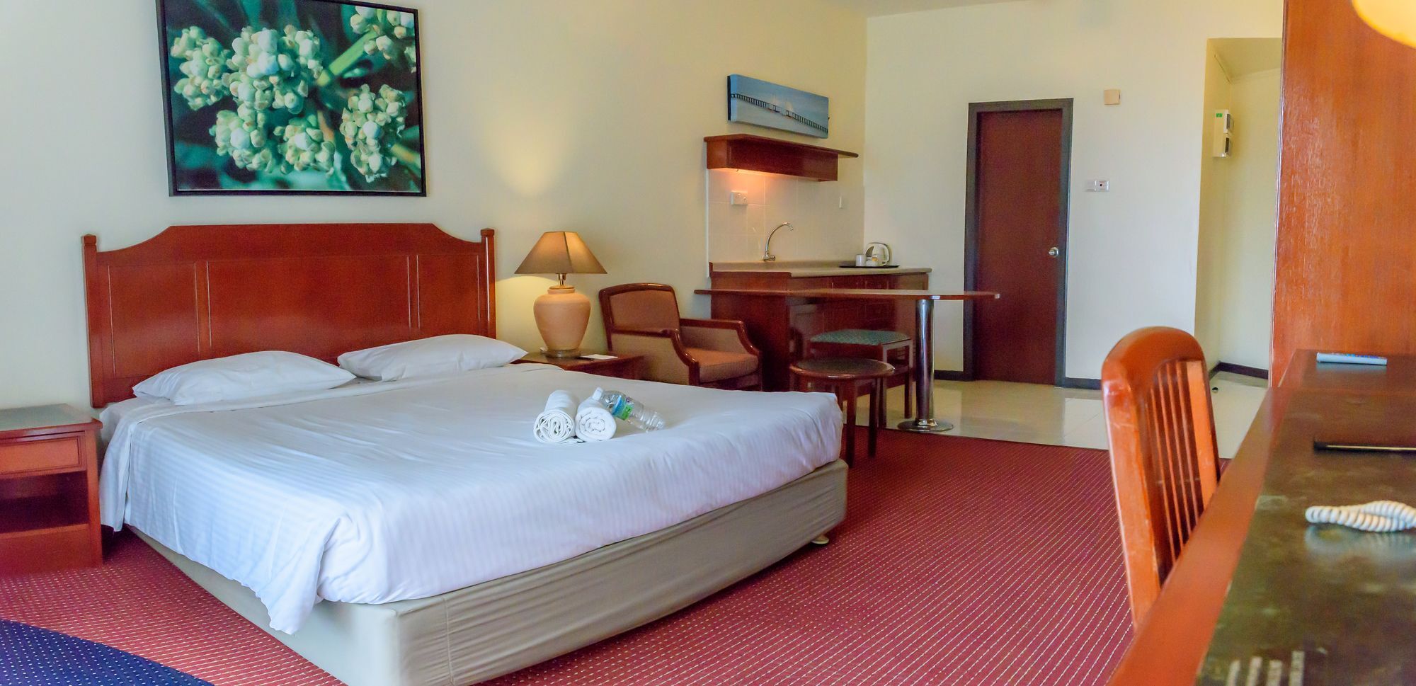 H Suites At Rainbow Paradise Tanjung Bungah  Ngoại thất bức ảnh